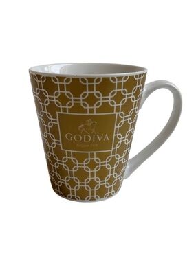 NWOT Godiva Belgium Gold & White Lattice Mug